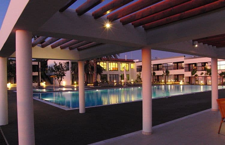 Royal Blue Hotel & Spa