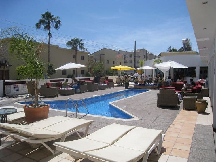 The Palms Hotel Apartments