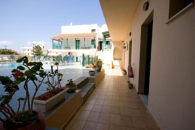 Anemi Studios & Apartments