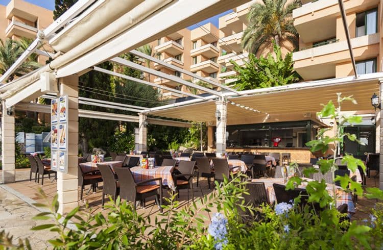 Globales Nova Apartments