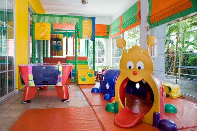 Peridis Family Resort