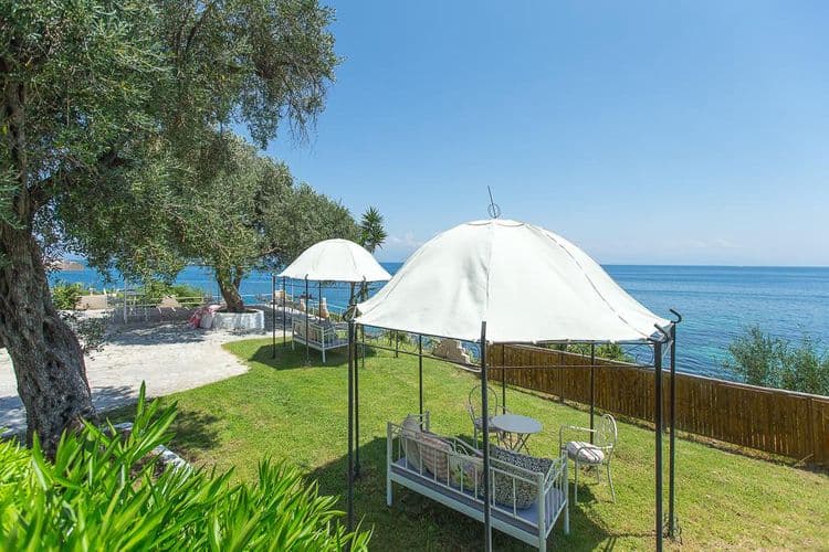 Aurora Beach Hotel