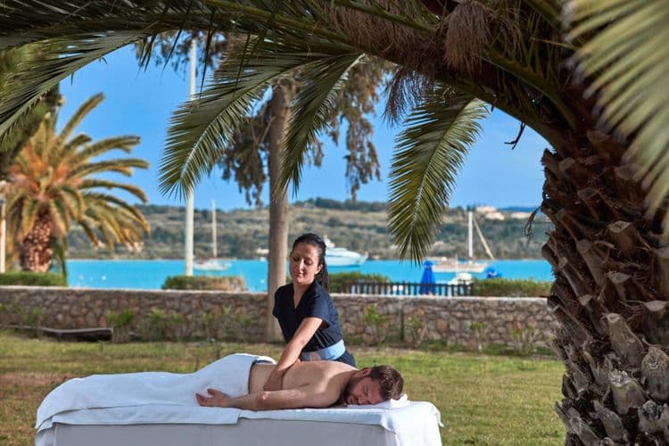 AKS Porto Heli Hotel