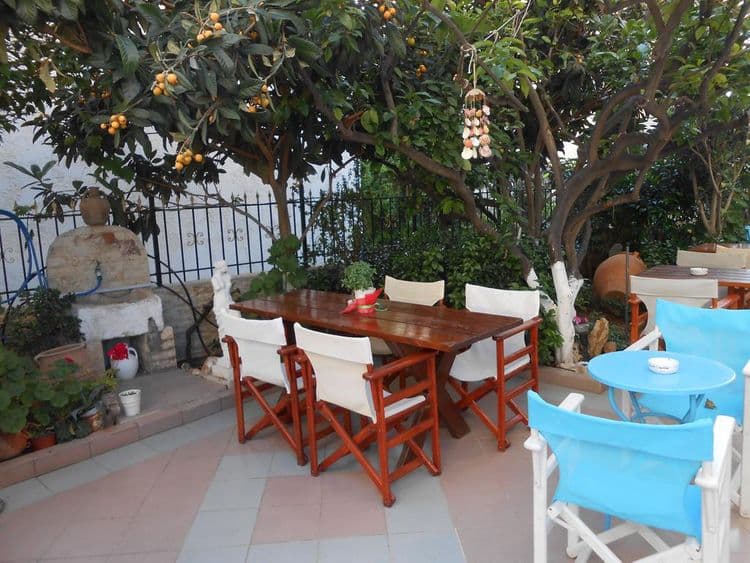 Voula Hotel & Apartments