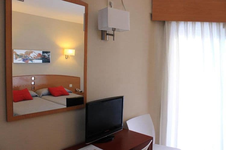 RH Sol Hotel