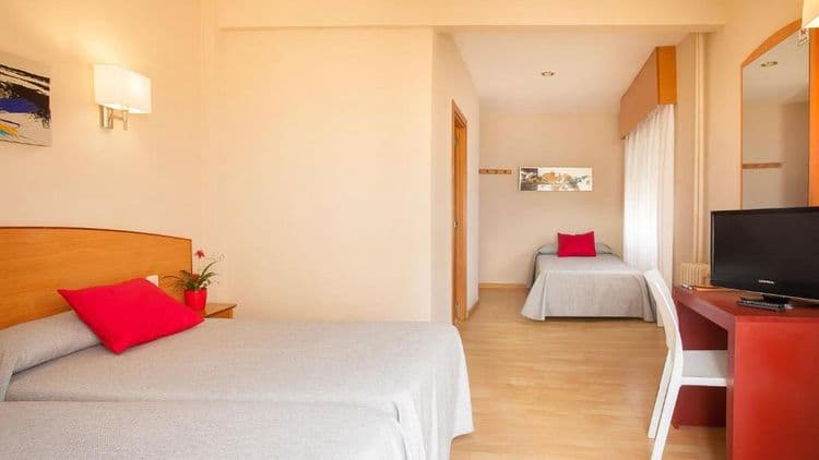 RH Sol Hotel