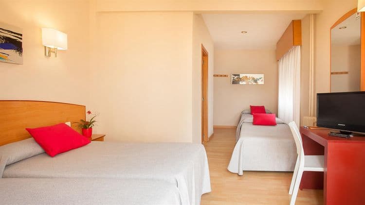 RH Sol Hotel