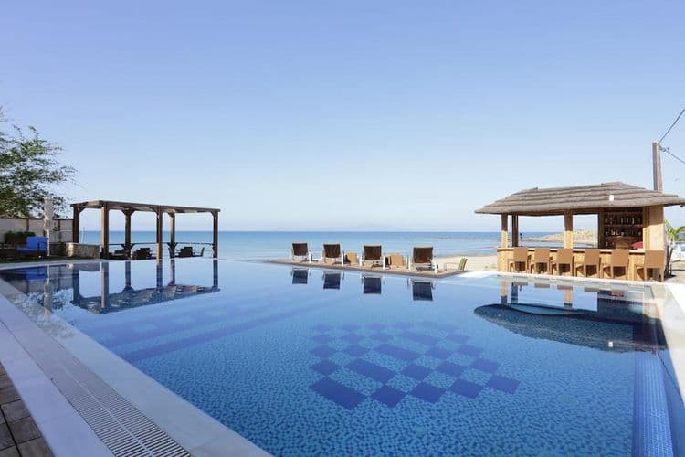 Almira Hotel Arkoudi
