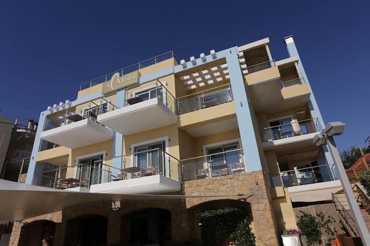 Almira Hotel Arkoudi