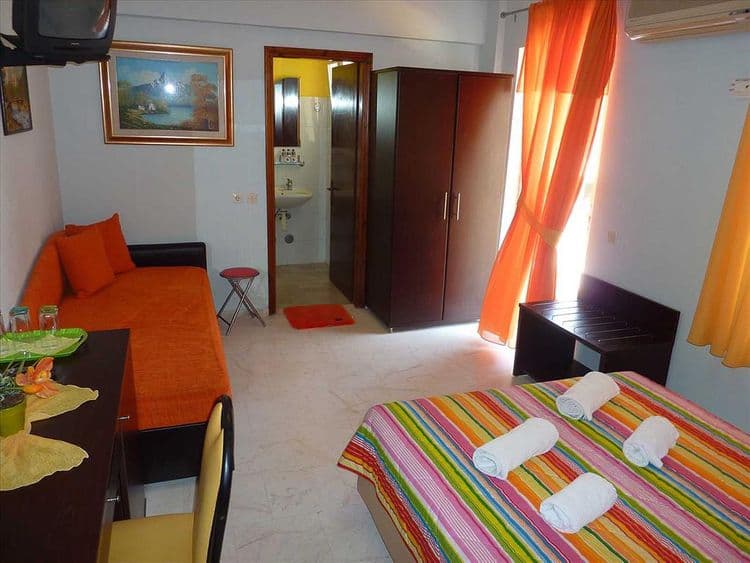 White Rose Hotel
