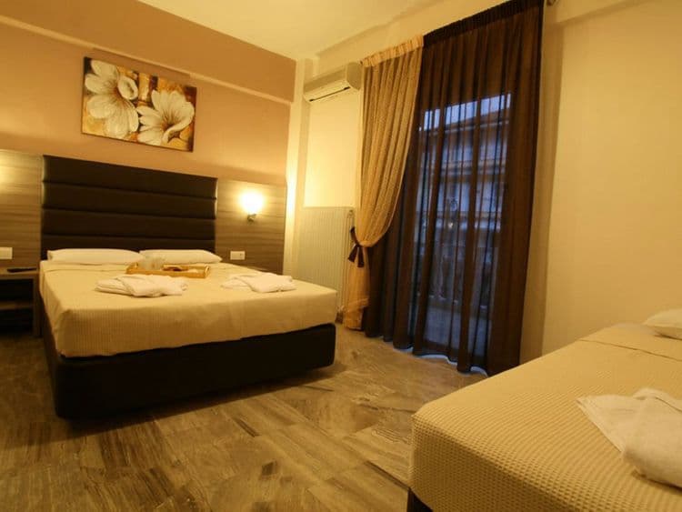 Kostas Hotel