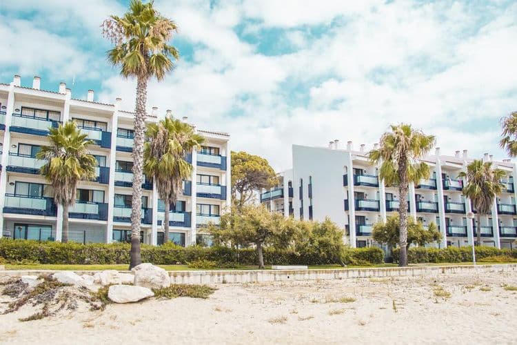Pins Platja Apartamentos