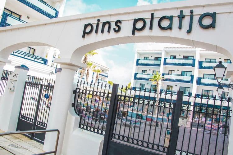 Pins Platja Apartamentos