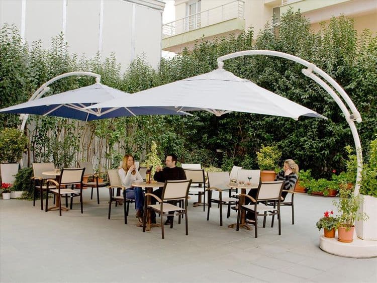 Grand Blue Hotel