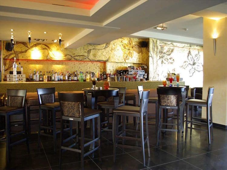 Dion Hotel