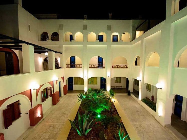 Kalisti Hotel & Suites