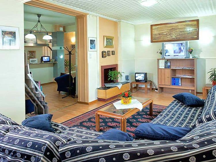 Keletron Hotel