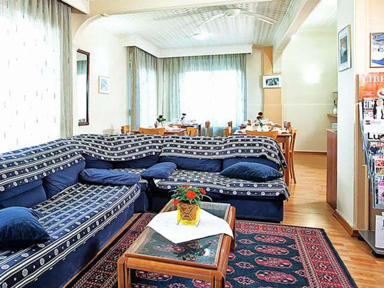 Keletron Hotel