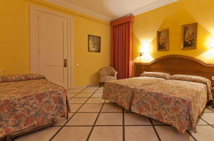 Nouvel Hotel