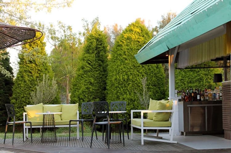 Despotiko Apartment Hotel & Suites