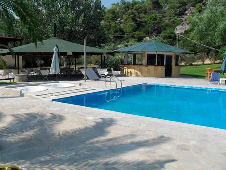 Koviou Holiday Village