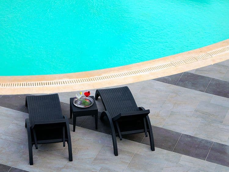 Ostria Sea Side Hotel