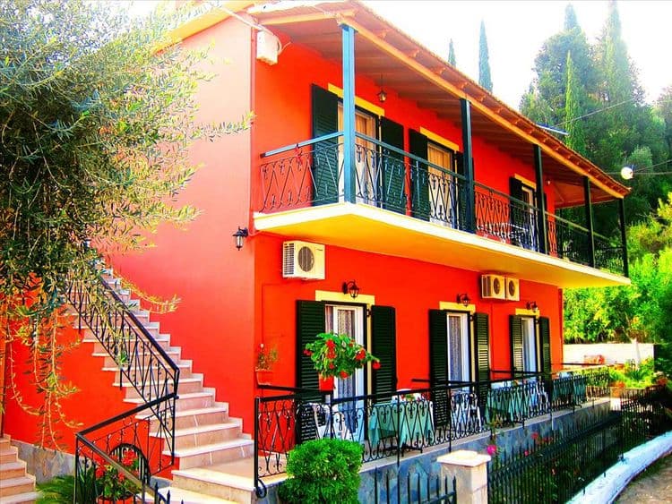Maria Olga Apartments