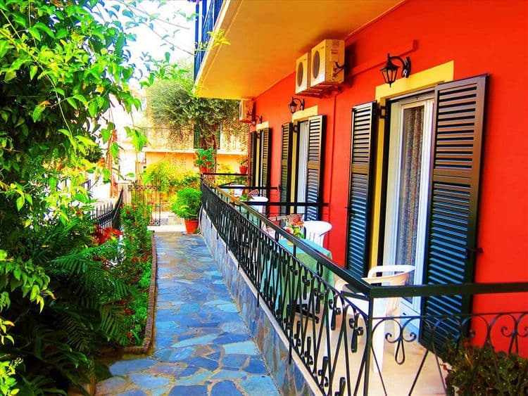 Maria Olga Apartments