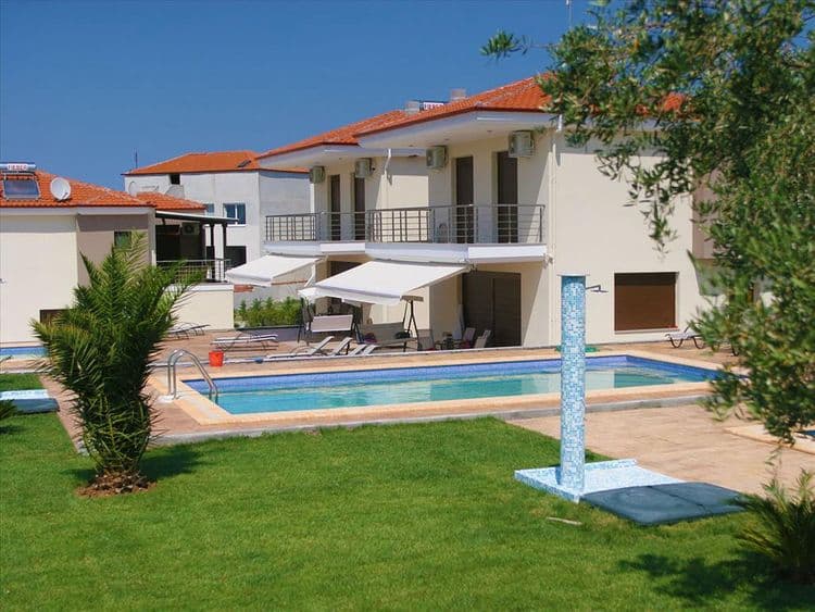 Hanioti Villas