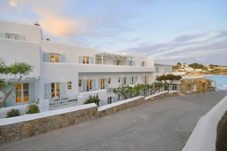 Petinos Hotel