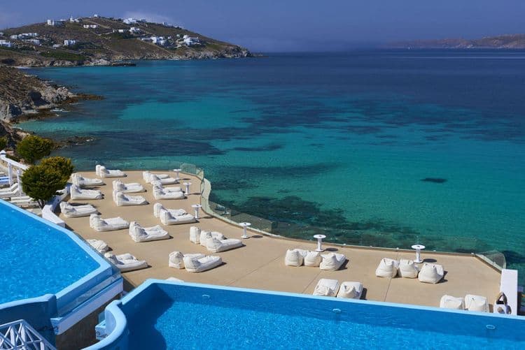 Saint John Hotel & Villas