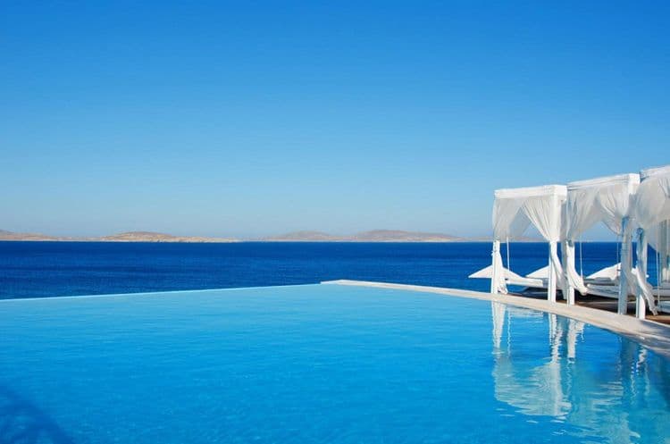 Saint John Hotel & Villas