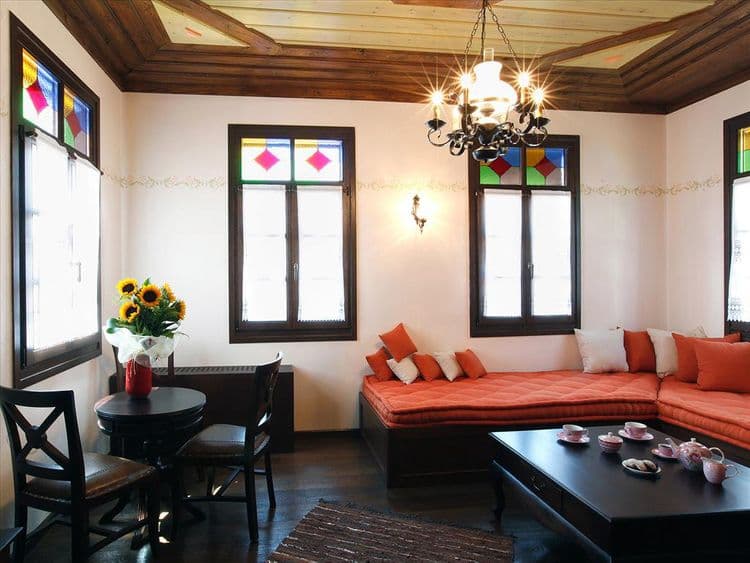 Orologopoulos Luxury Mansion