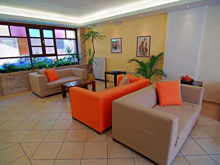 Yria Hotel