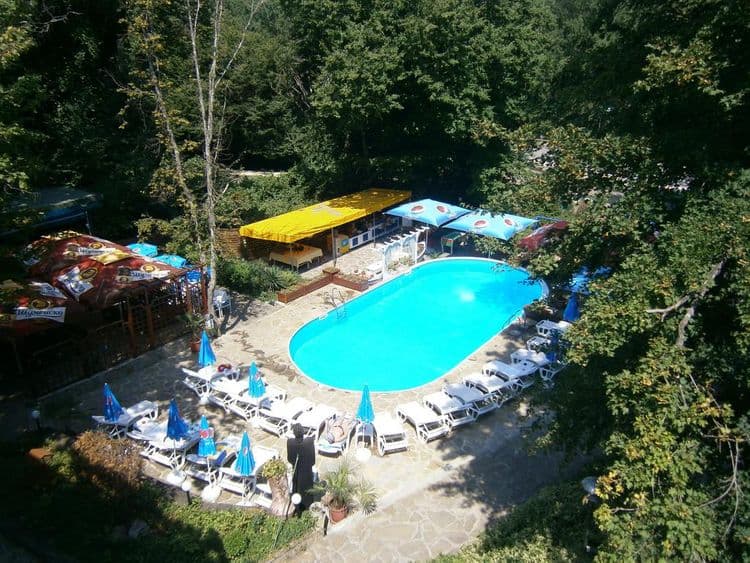 Ariana Hotel Kiten