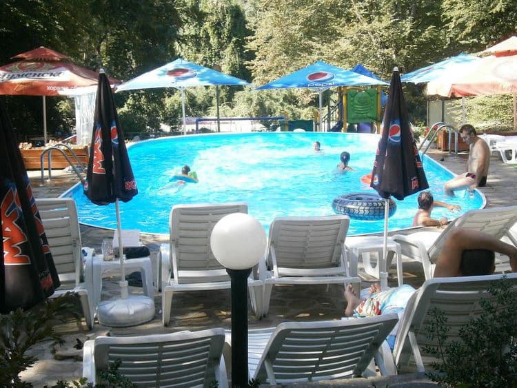 Ariana Hotel Kiten