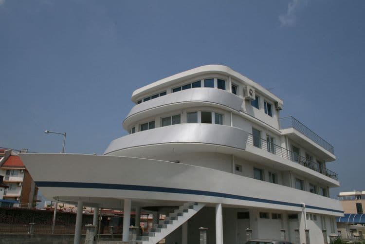 Кораб Ренеса