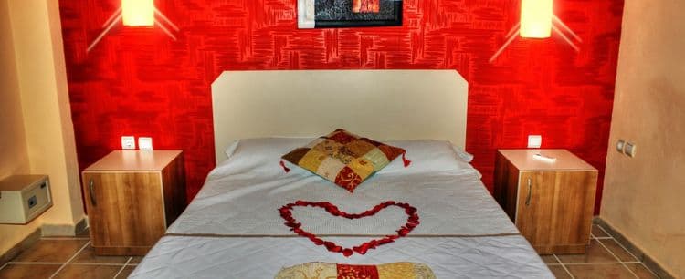 Mestra Hotel