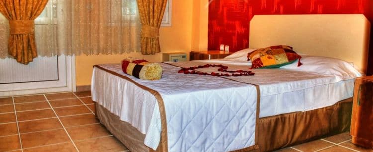Mestra Hotel
