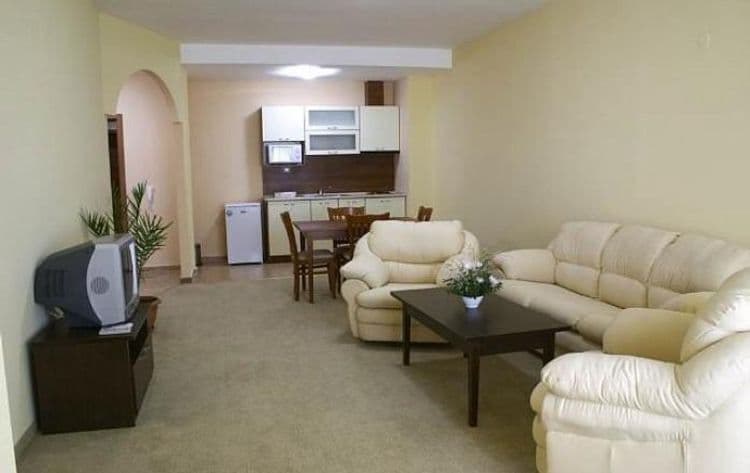 Green Park Hotel