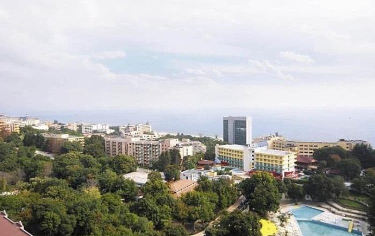 Green Park Hotel