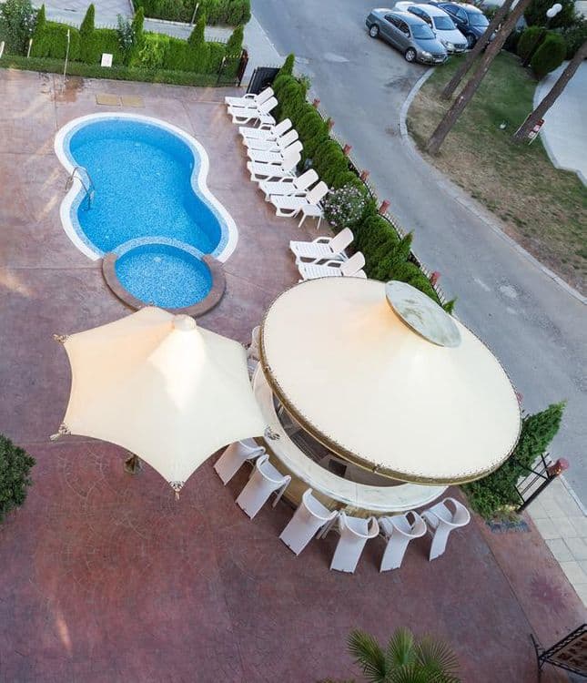 St. Valentine Hotel