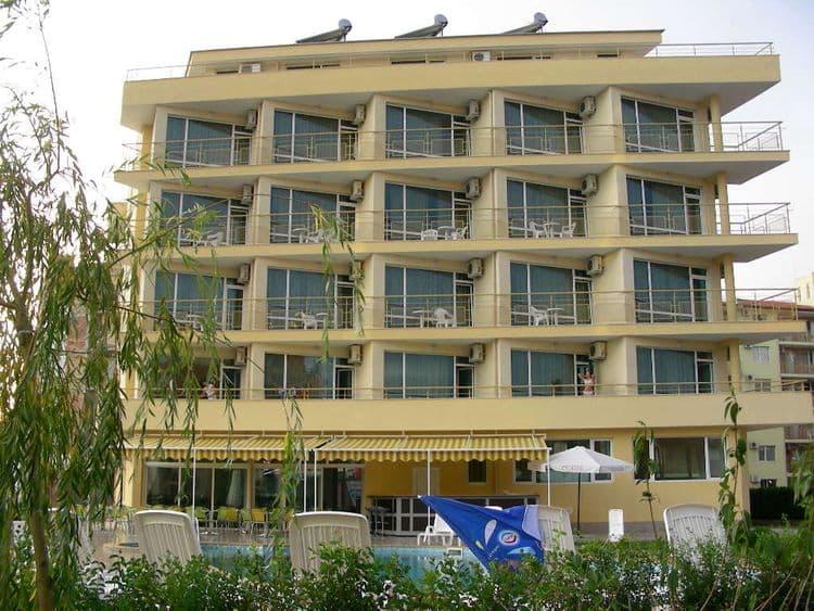 Dеva Hotel