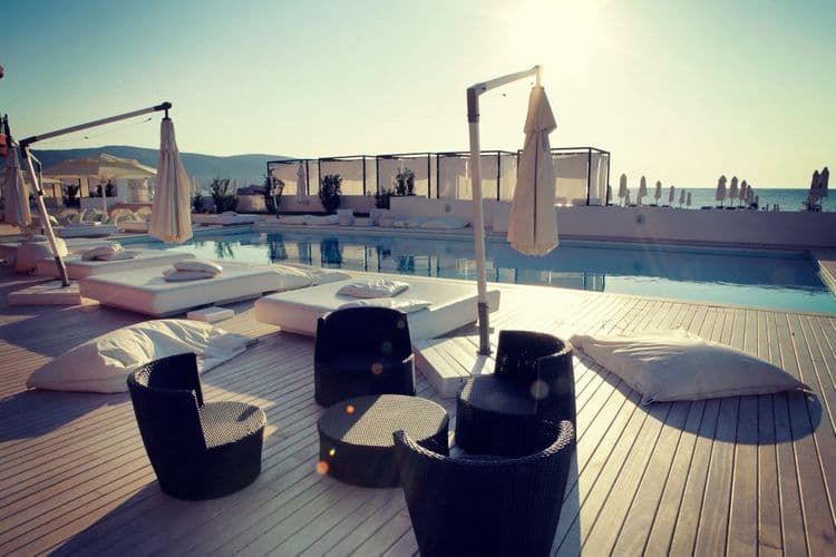 Dune Hotel