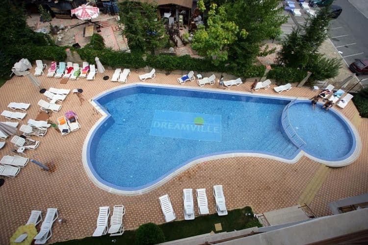 Golden Dreams Complex