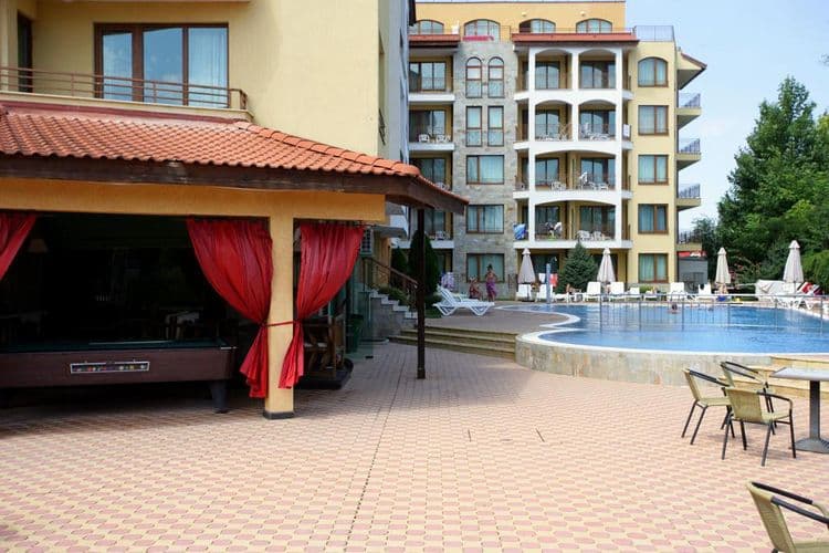 Golden Dreams Complex