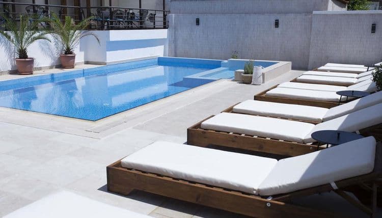 Ema Hotel