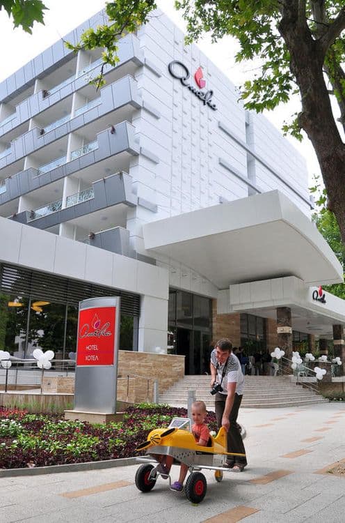 Amelia Hotel