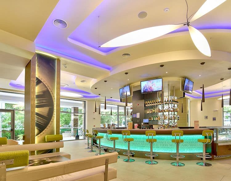 Amelia Hotel