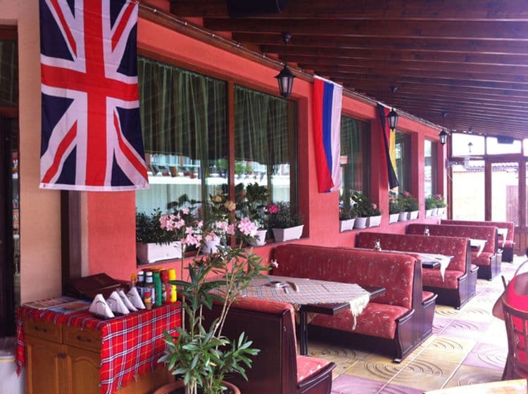 Maverick Hotel